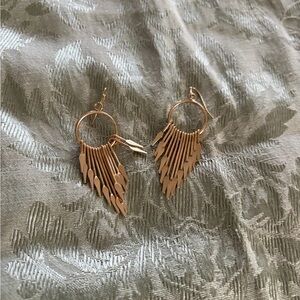 💗Gold Fringe Hoop Drop Earrings - 💗= 10 for $20 bundle